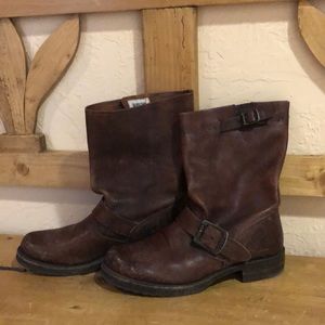 New brown Frye boots